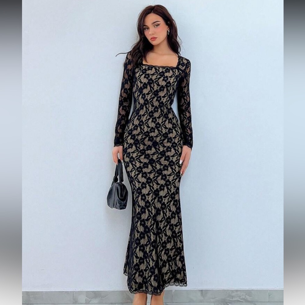 Elegant Black Lace Evening Dress